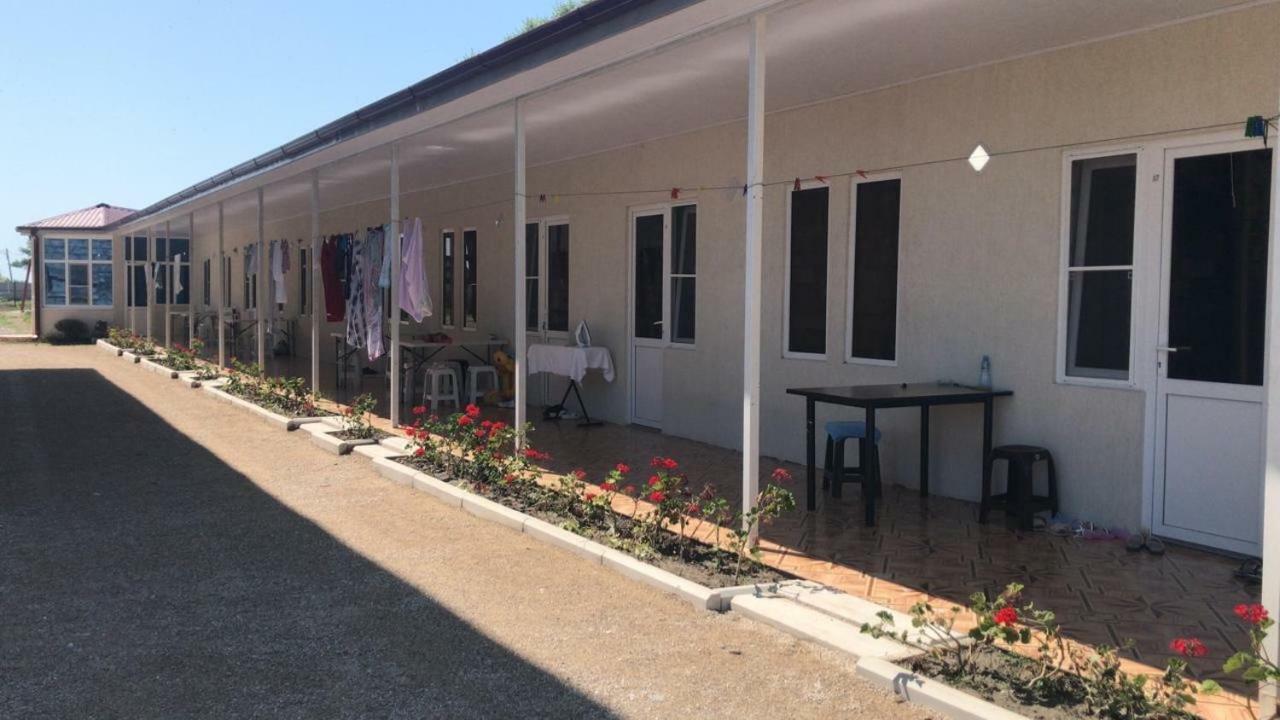 加格拉 Ainar酒店 外观 照片